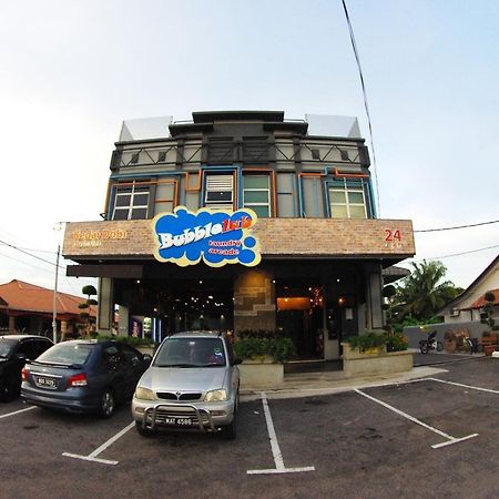 Tube Hotel Klebang Melaka Ngoại thất bức ảnh
