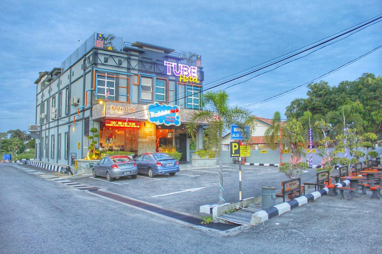 Tube Hotel Klebang Melaka Ngoại thất bức ảnh