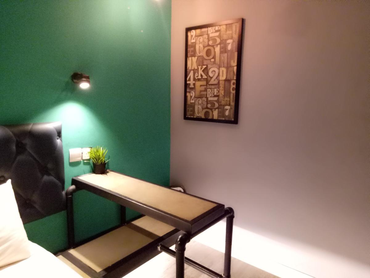 Tube Hotel Klebang Melaka Ngoại thất bức ảnh